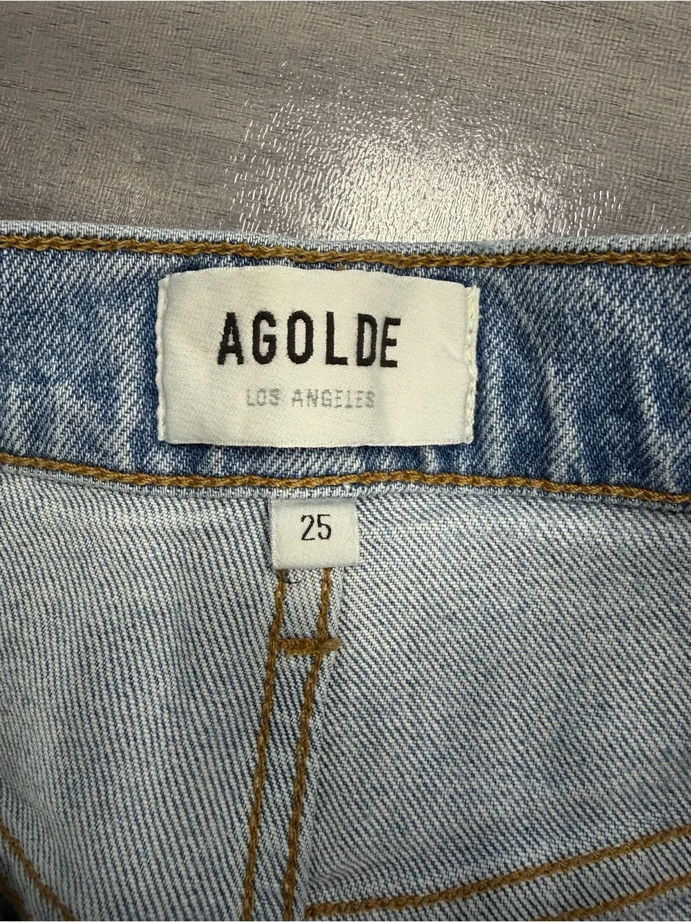 AGOLDE Merrel Mid-Rise Straight Jeans in Astray Wash